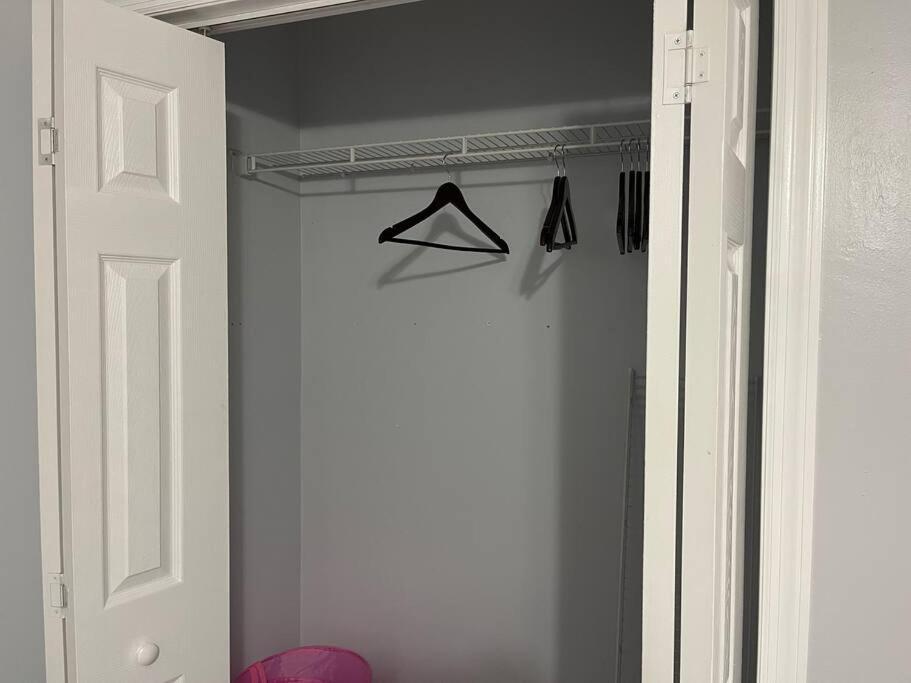 Cheerful 3-Bedrooms With Free Parking On Premises Tallahassee Esterno foto